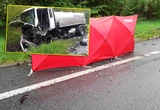 DRAMATYCZNY WYPADEK Auto 25-latka zostało zmiażdżone jak puszka. Ciężko na to patrzeć!