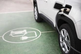 Zmiany w przepisach Łatwiejsze ładowanie elektryków na osiedlach