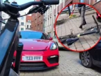 Piraci drogowi "Anglik" z bejsbolem zaatakował rowerzystę. Piraci drogowi na Podzamczu wciąż mają się dobrze