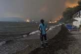 Zobacz wideo Wielkie pożary w Grecji! Zakintos płonie, przerażające filmy w sieci