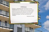 SZOKUJĄCY APEL MIESZKAŃCÓW Niezmordowani kochankowie z klatki schodowej. Słychać krzyki i jęki
