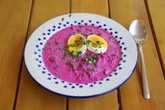strefa gastro Wystarczy kilka składników i 5 minut w kuchni. Przepis na chłodnik bez gotowania bot…