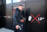Smacznego! Otwarcie kebaba Lukasa Podolskiego w Zabrzu już w sobotę. Zajrzeliśmy do środka i ma…