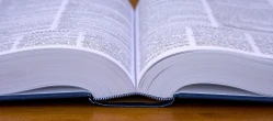 QUIZ. Ten test z języka polskiego może was zaskoczyć! Te błędy językowe słyszymy c...