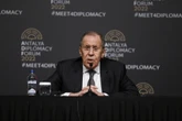 Wojna na Ukrainie Nie będzie spotkania Putina z Zełenskim? "To spekulacje sponsorów"