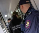 Służby w akcji 23-latek miał torbę pełną podejrzanych tabletek. Wpadł w pociągu do Berlina
