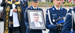 Zginął śmiercią tragiczną "Adasiu, żegnamy ciebie". Pogrzeb tragicznie zmarłego policjanta