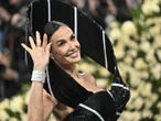 Imponujące Met Gala 2025: Demi Moore zaskoczyła stylizacją. Suknia jak… krawat! To prawdziwe dz…
