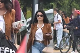 Zdjęcia paparazzi Katarzyna Cichopek na rozpoczeciu roku szkolnego. Dwa telefony w dłoni i nietęga mina!