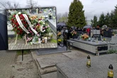 Rodzinna tragedia w Nowym Sączu Niebo płakało, gdy chowali Annę. Na tym samym cmentarzu spoczął jej zabójca