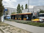 DRAMATYCZNY WYPADEK 4-latka ciągnięta przez autobus miejski. Kierowca nie zauważył