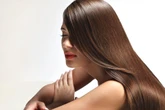 Strefa beauty Pielęgnacja włosów zaczyna się od skóry głowy – poznaj domowe sposoby na wzmocnienie włosów