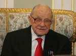Zachowały się zdjęcia z trzech dni sierpnia 1944 Powstanie Warszawskie w kadrze Stefana "Starby" Bałuka. Cichociemny do Powstania sze…