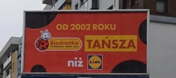 Bitwa o klienta Totalna wojna cenowa Lidla z Biedronką. Parówki i mleko za 1,50, mąka za złotówkę