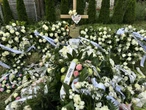 ŚMIERĆ MATKI I SYNA W EGIPCIE Cała Polska płacze po Anicie i Macieju. Ich grób przykryły kwiaty. Jeden szczegół zwraca uwagę