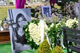 Aż chce się płakać Wyjątkowe symbole na pogrzebie Soni Szklanowskiej. Te zdjęcia, ta piosenka... wszyst…