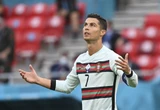 Wystarczyło, by Cristiano Ronaldo odsłonił kilka centymetrów. I cały świat GO zoba...