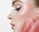 Strefa beauty Róż do policzków na lato 2025. Płynna formuła, która sprawia, że skórya wygląda prom…