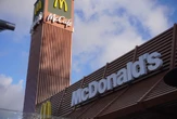 Długi weekend Jak jest czynny McDonald's w majówkę 2025?