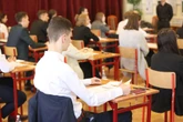 Matura 2025 Matura 2025: Sesja dodatkowa. Język polski na start, potem matematyka i języki obce