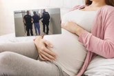 Są zarzuty dla 47-latka Rzucił nożem w ciężarną partnerkę! Teraz nie zobaczy narodzin swojego dziecka