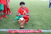 Dublet Juniora Tak dla Portugalii strzela syn Cristiano Ronaldo. O tym występie pisze cały świat