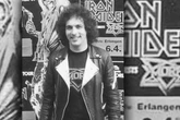 Nawet w hospicjum śpiewał i grał W dniu pogrzebu Ozzy'ego Osbourne'a nadeszła straszna wiadomość! Nie żyje Paul Mario Day, pierwszy wokalista Iron Maiden!