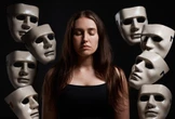 Psychologia Do tego narcyz nigdy się nie przyzna, bo by go to zniszczyło. 4 ukryte cechy narcystyczne, które pomogą Ci z nim wygrać