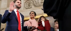 USA zaatakowało Iran J.D. Vance zabrał głos ws. Bliskiego Wschodu. "Nie walczymy z Iranem, tylko z progra…