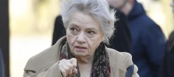 "Nikomu nie radzę" Legendarna gwiazda "Czterdziestolatka" przeszła poważną operację! 82-letnia Anna Sen…