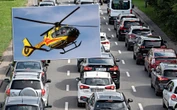Na miejscu śmigłowiec LPR Wysiadł z auta, stojąc w korku, i doszło do tragedii! Przerażający wypadek w Gdyni