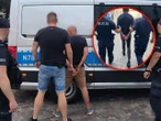 Rozbój Zaatakowali gazem i nożem. Później okradli. Bandyci szybko wpadli w ręce policji