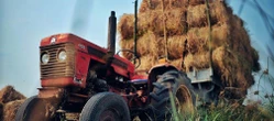 Z OSTATNIEJ CHWILI Dramatyczny wypadek pod Kielcami. 10-latek wpadł pod koła traktora
