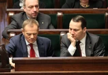 wicepremier to za mało? Donald Tusk chce, by Radosław Sikorski został premierem?! Była szefowa kancelarii pr…