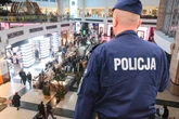 16-latek ma kłopoty W galerii handlowej wpadł przez torebkę