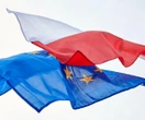 wspominamy rocznicowo 22 lata temu odbyły się pierwsze wybory do europarlamentu. Nie uwierzysz, kto zajął drugie miejsce!