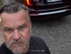 "Niby zmieniło się niewiele" Oskarżony dziennikarz TVN, Adam Kornacki chwali się nową furą. Co za popis!