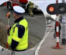 Jest śledztwo policji 22-latek nie zauważył seniora? Zabił mężczyznę, cofając autem. Śmiertelny wypadek we…