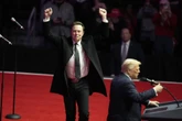 Miał być prawą ręką. To koniec Trzęsienie ziemi u Trumpa! Elon Musk go zostawia. "Jest rozczarowany"