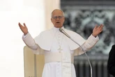 Wzywa do "rozbrojenia serc" Papież Leon XIV apeluje o pomoc dla Strefy Gazy. "Rozdzierającą cenę płacą dzieci"