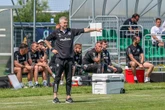 Falstart na początku misji Tak Legia wypadła w debiucie Edwarda Iordanescu. Rumun odmieni Wojskowych?