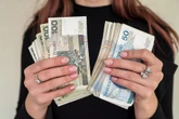 Warto wiedzieć! Banki zalecają trzymanie pieniędzy w domu