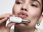Strefa beauty Sztuka podkreślania ust: od delikatnego muśnięcia po wyrazisty akcent