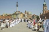 Utrudnienia Boże Ciało w Warszawie: Utrudnienia w ruchu! Sprawdź, gdzie nie pojedziesz!