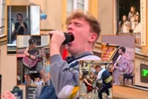 Jubileuszowy flashmob Muzyka Queen sparaliżowała Paryż! 30 artystów i genialny pianista w ulicznym „Bohemian Rhapsody”