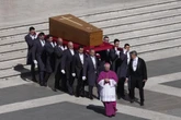 Zmarł w 2025 roku W Poniedziałek Wielkanocny świat pogrążył się w żałobie. Tak żegnaliśmy papieża Franciszka