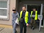 Policjanci w akcji Nielegalna broń i substancje w samochodzie. Zatrzymano 23-latka w Warszawie