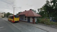 Zmiany na przystankach? Wysiadł z tramwaju i zginął. Kierująca miała zielone światło. Radni mówią, że to może się powtórzyć!