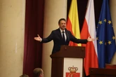 sesja rady Zakaz alkoholu jednak od 22! Rada Warszawy znów dyskutowała o nocnej prohibicji. "To są tortury!"
