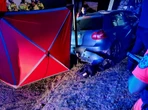 policja ujawnia szczegóły Śmiertelny wypadek w Stoszowicach. 34-latek zginął, pasażer trafił do szpitala! [ZDJĘCIA]